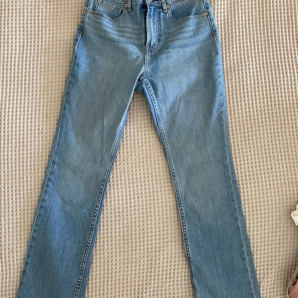 Everlane kick crop jeans